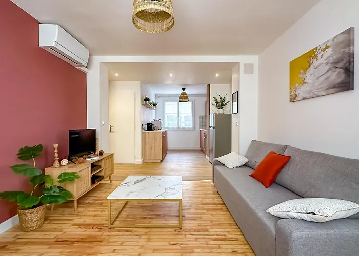 L'aube Climatisation Parking 2 Apartment *